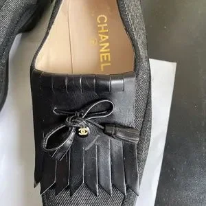 靴 CHANEL Coco Mark Tassel Heel Loafers CHANEL Coco Mark Tassel Heel Loafers